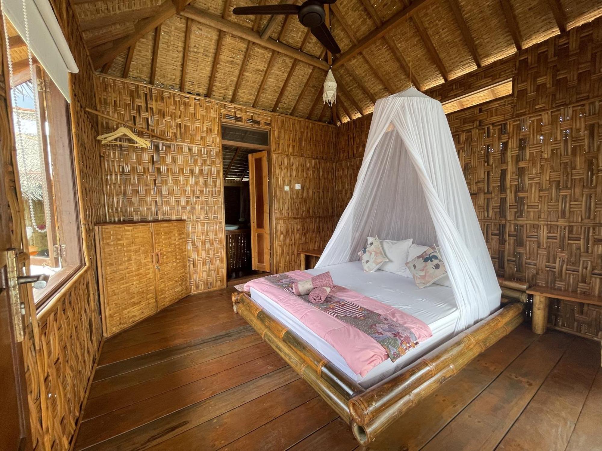 Floating Paradise Karimunjawa Exterior foto